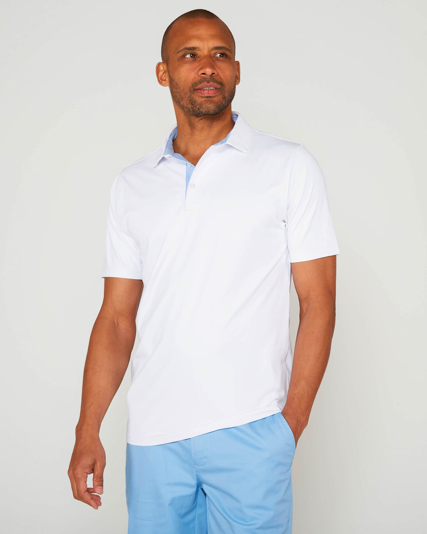 GOLF POLO IN PERFORMANCE POLO WHITE